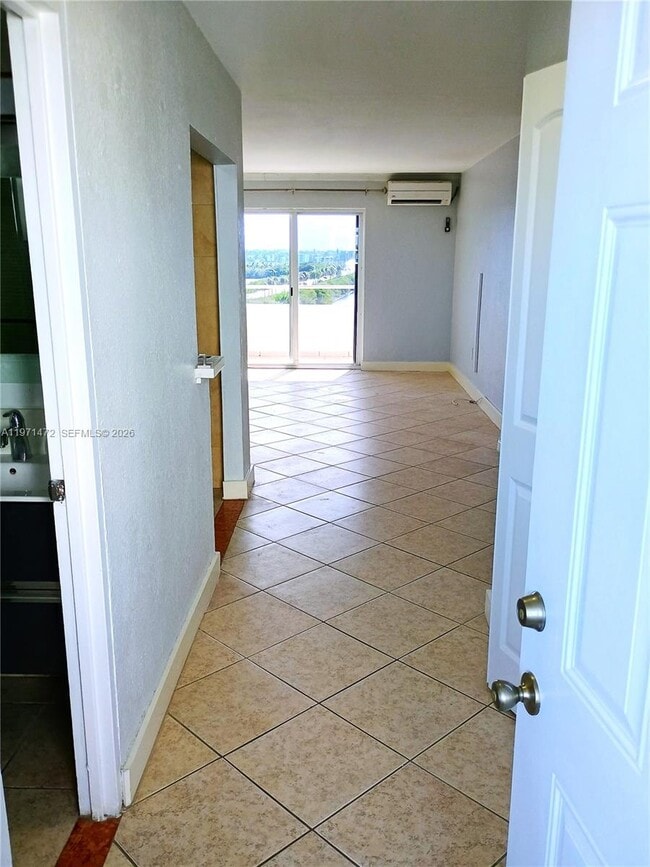 Building Photo - 7904 West Dr