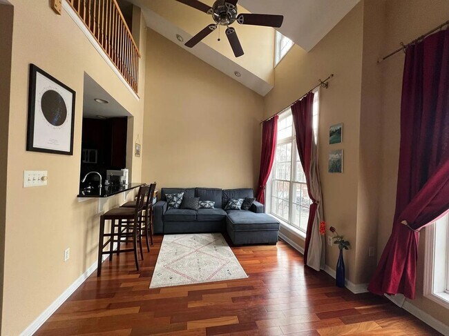 Building Photo - 117 Donato Cir