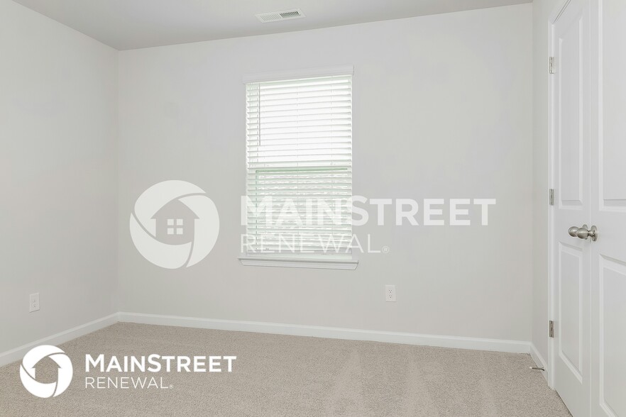 Building Photo - 2416 Alberto Dr