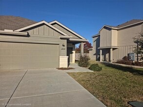 Building Photo - 1208 Garland Rd