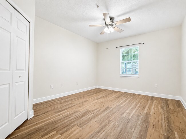 Building Photo - Upgraded 2Bedrooms/2Baths condo in a vibrant lifestyle Winter Garden community!