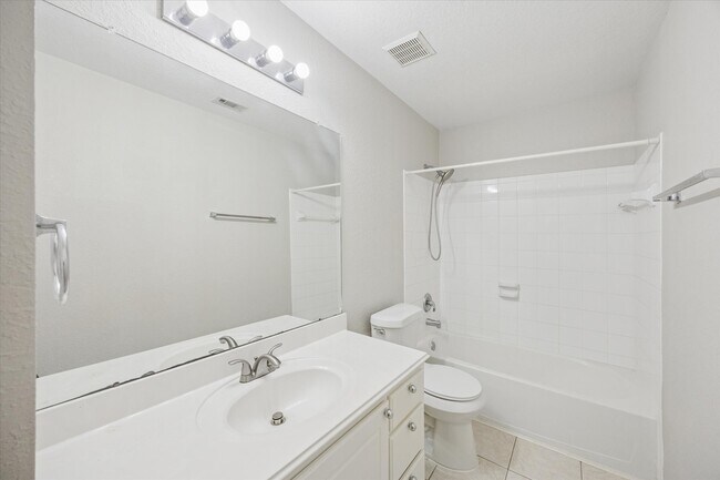 Building Photo - 10834 Bay Bridge Dr