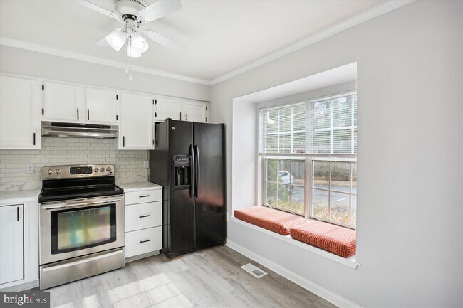 Primary Photo - 13029 Cherry Bend Terrace