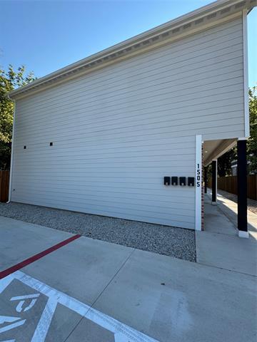 Building Photo - 1505 Park St