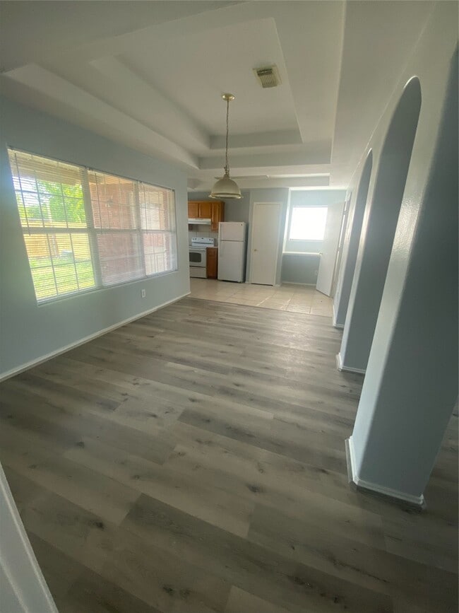 Building Photo - 12702 Rio Bravo St