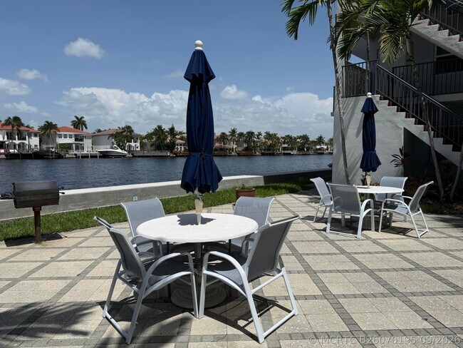 Building Photo - 2600 S Ocean Dr