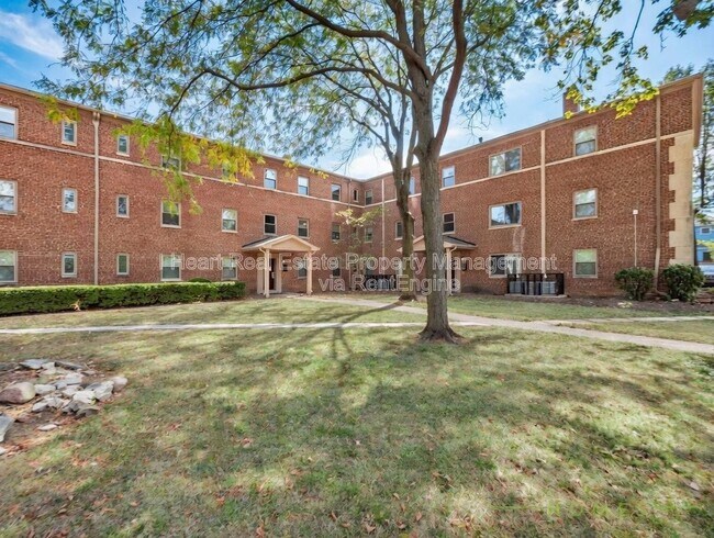 Building Photo - 1963 W Broad St