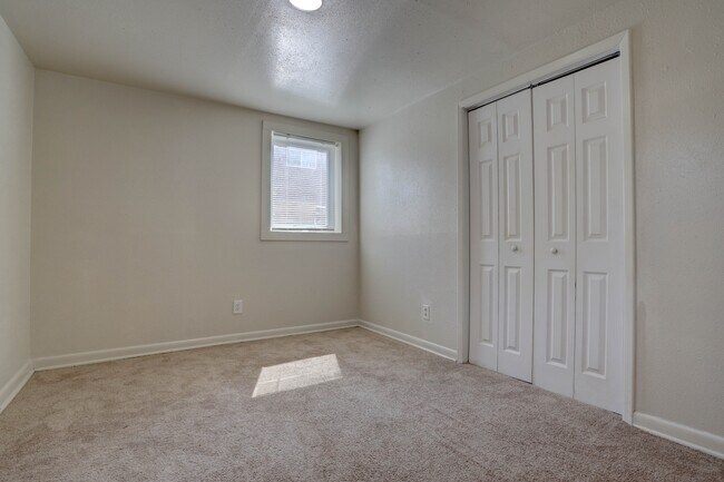 Building Photo - 16270 W 14th Ave