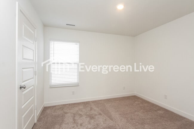 Building Photo - 936 Penrose Pl