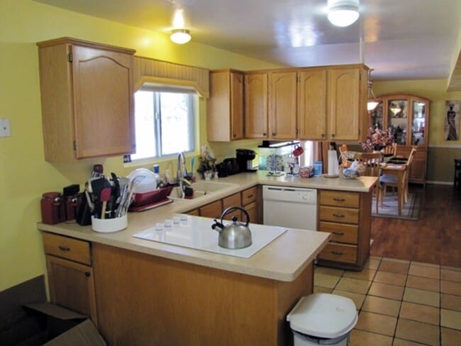 Building Photo - 503 Phillip Dr