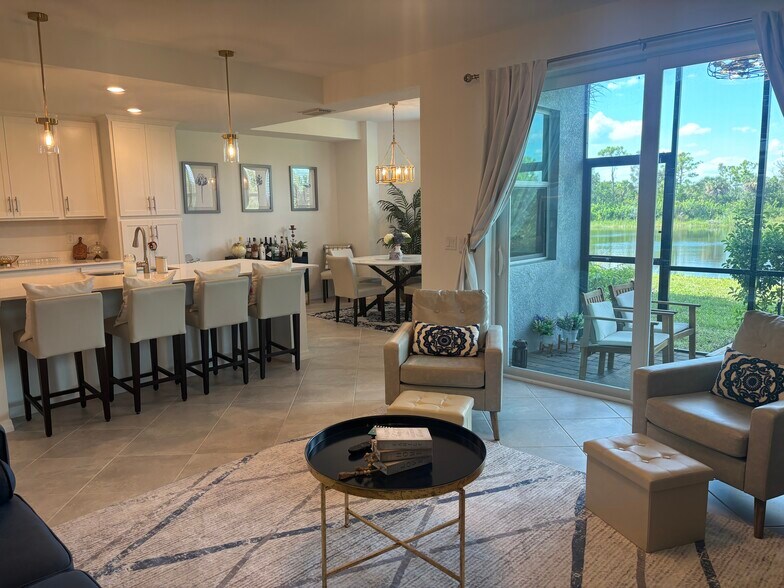 Building Photo - 14151 Heritage Landing Blvd