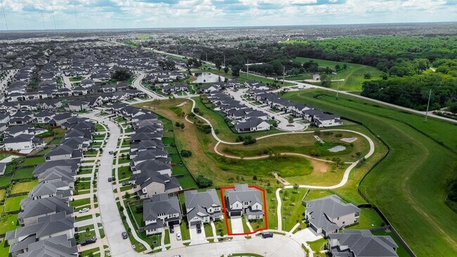 Building Photo - 4906 Tanyard Manor Dr