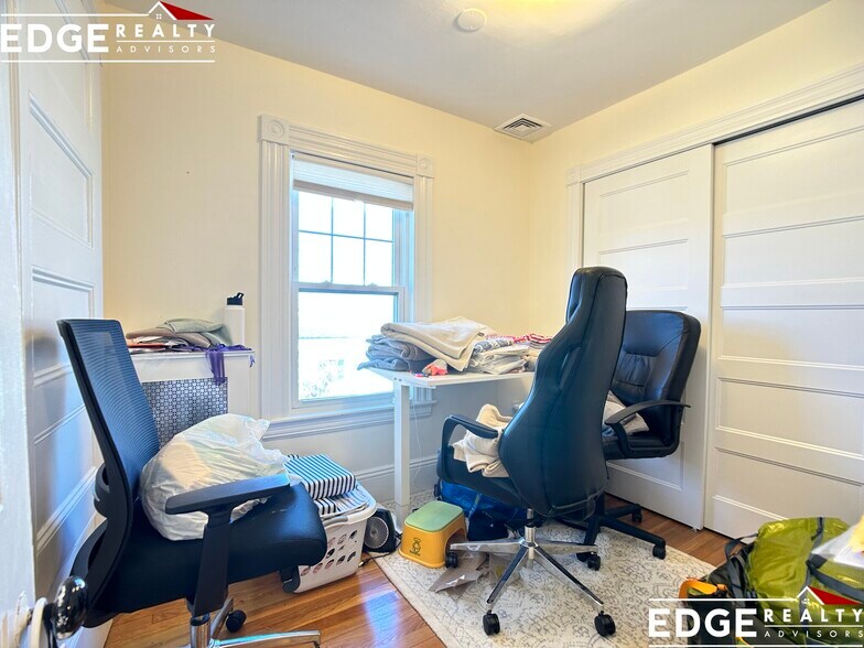 Building Photo - 12 Hopedale St