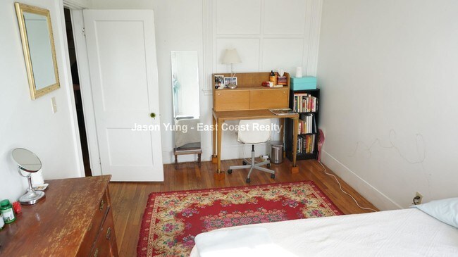 Building Photo - 11 Royce Rd