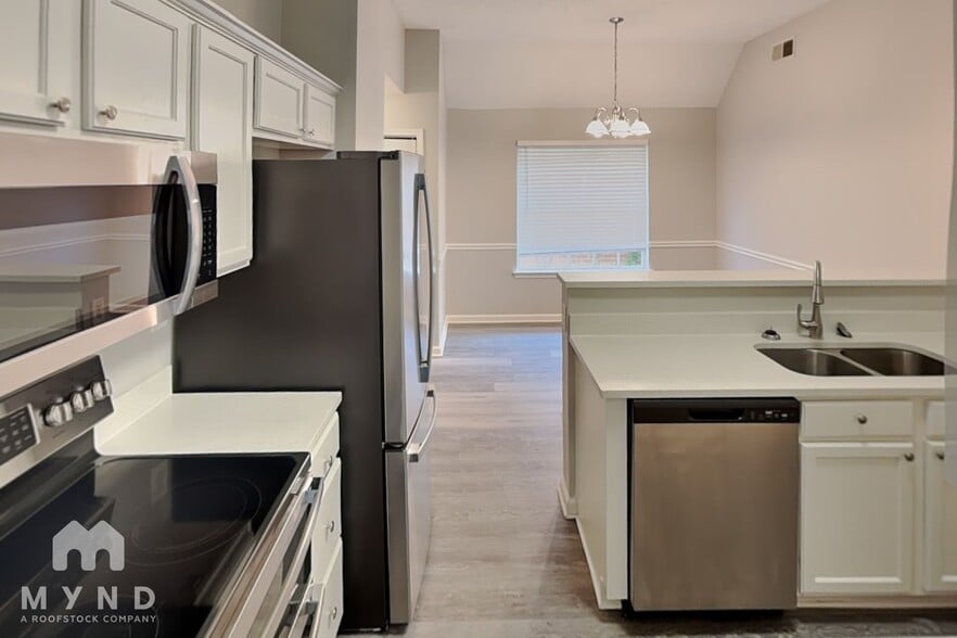 Building Photo - 1142 Cross Valley Cove