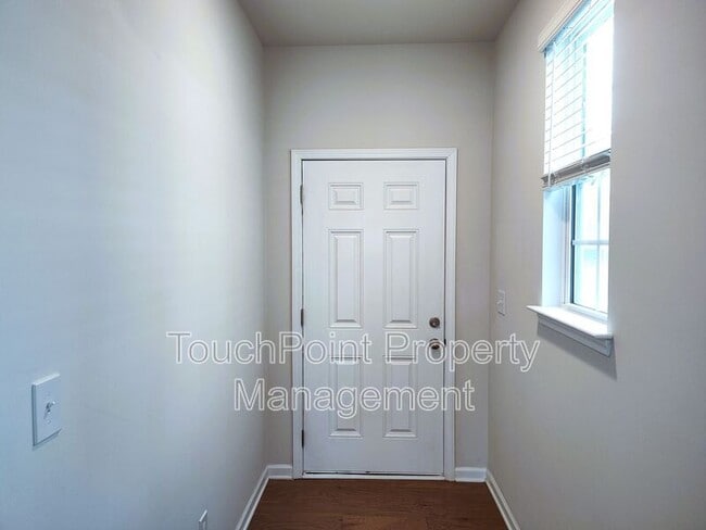 Building Photo - 3327 Glenn Hope Wy