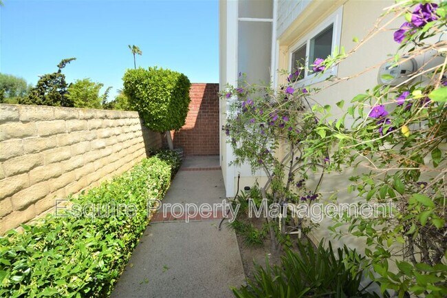 Building Photo - 1629 Pierside Ln