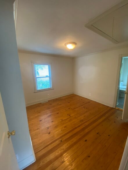Building Photo - 117 Tubbs Mountain Rd