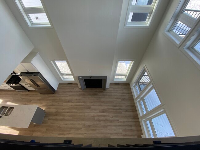 Building Photo - 4216 CYPRESS Pl