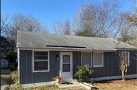 Building Photo - 3823 St Charles Pl