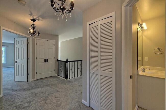 Building Photo - 5145 Fieldgate Ridge Dr
