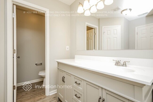 Building Photo - 5449 Sweetsprings Dr SW