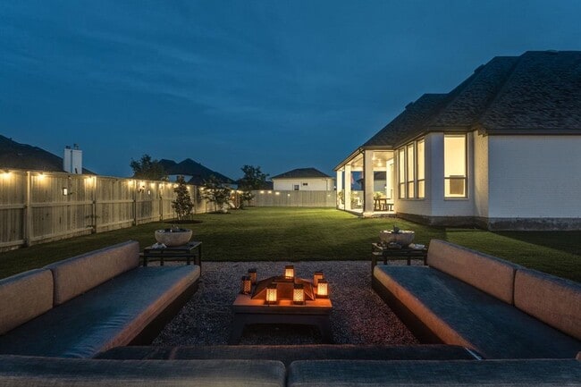 Building Photo - 137 Arbolado Lp