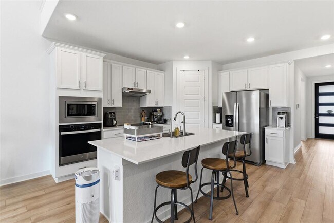 Building Photo - 105 Nuntree Cv