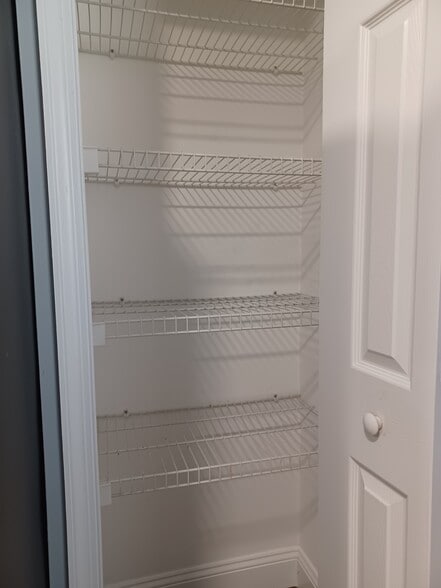 Building Photo - 10602 Boxmeer Ct