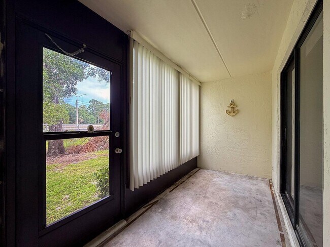 Building Photo - 1200 Tarpon Woods Blvd