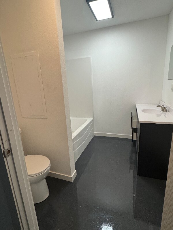 Building Photo - 5314 East Ave