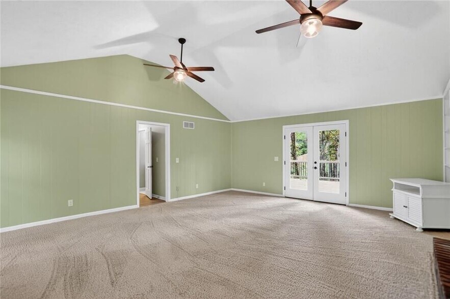 Building Photo - 4624 Mountain Creek Dr