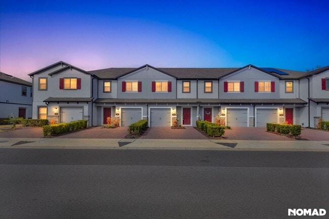 Building Photo - 242 Evertree Loop