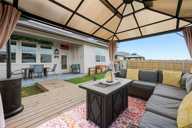 Building Photo - 314 Apache Plum Dr