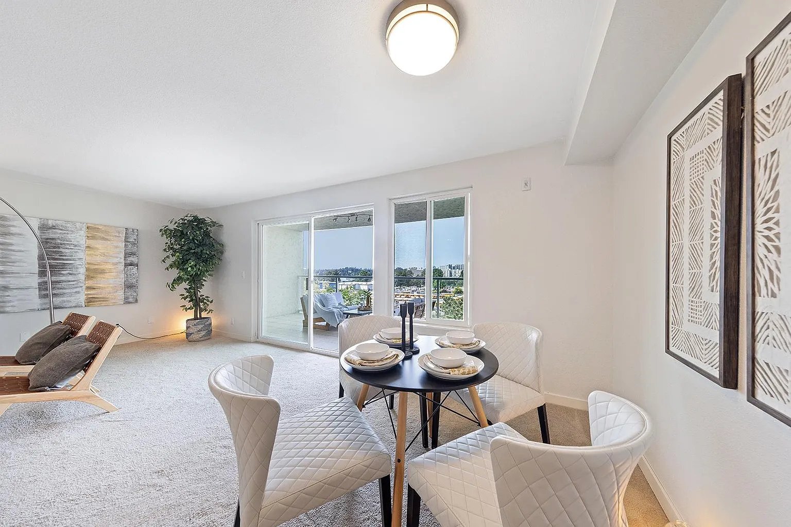 Building Photo - 701 122nd Ave NE