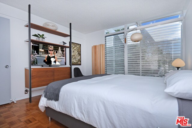 Building Photo - 3433 Shernoll Pl