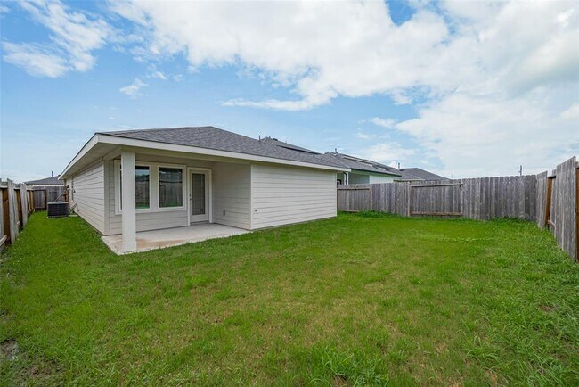 Building Photo - 12715 Basinghall Ln