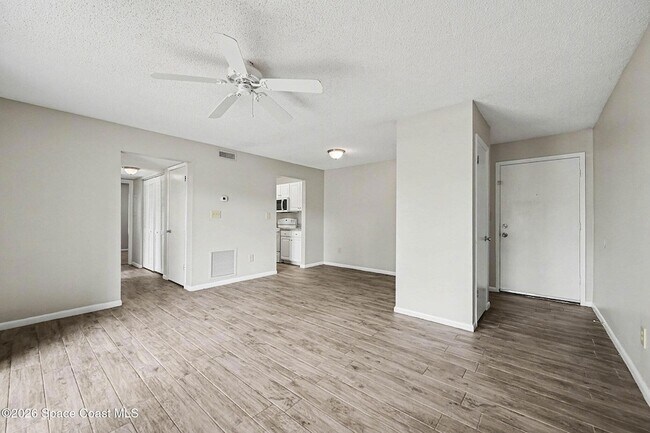 Building Photo - 3590 Sable Palm Ln