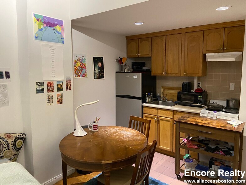 Building Photo - 61 S Huntington Ave