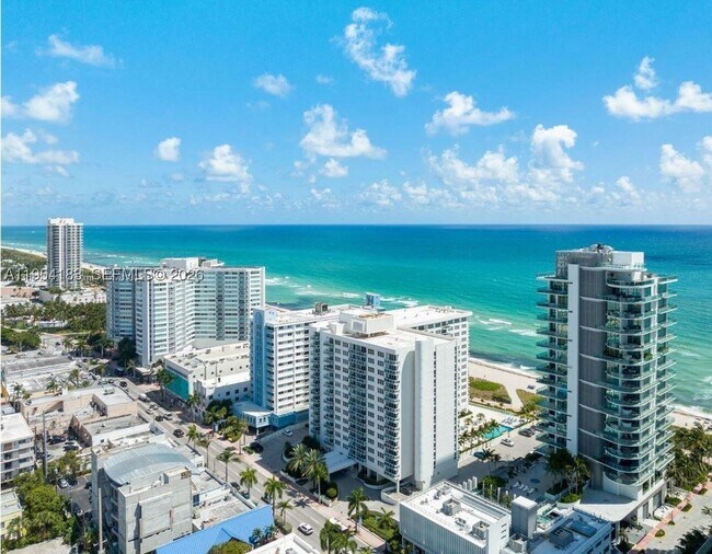 Building Photo - 6917 Collins Ave
