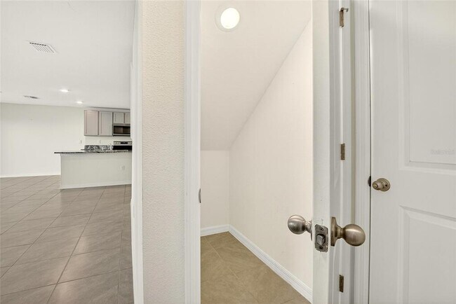 Building Photo - 3288 Silver Date Dr