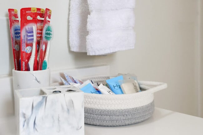 Building Photo - 415 Short St