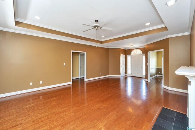 Building Photo - 5126 English Turn