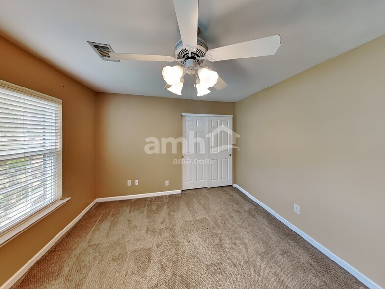 Building Photo - 317 Stone Heath Ct