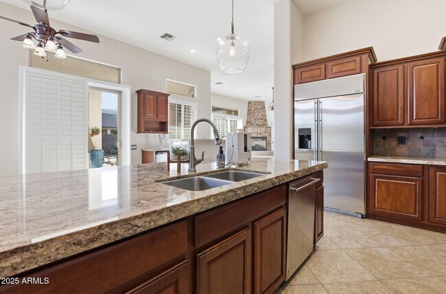 Building Photo - 25914 N 49th Ln