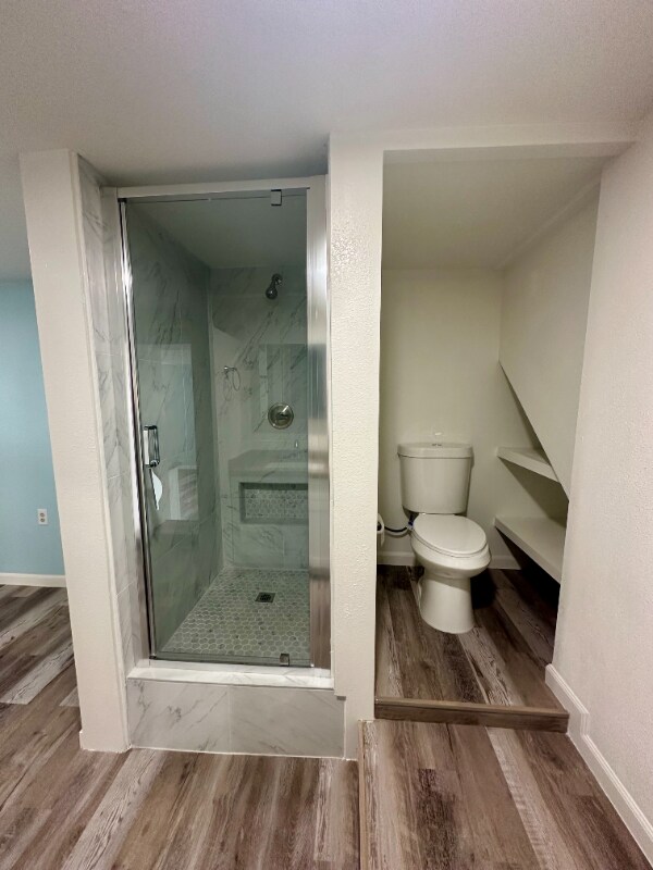 Building Photo - 1027 Lolena St