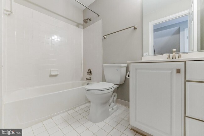 Building Photo - 8048 Kidwell Town Ct