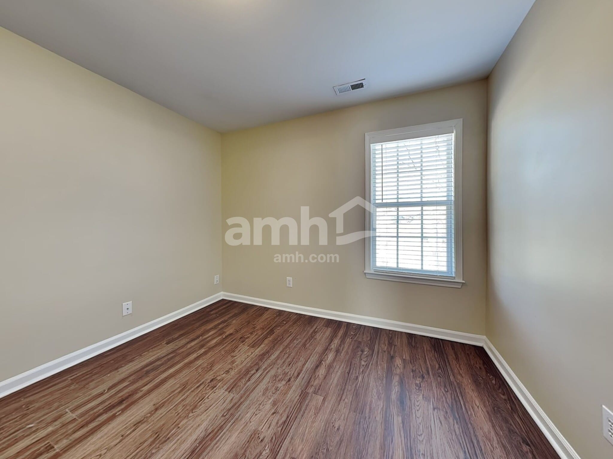 Building Photo - 6300 Willowdell Dr