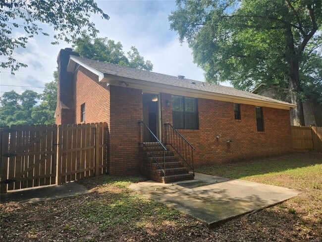 Building Photo - 1214 Camellia Woods Ct