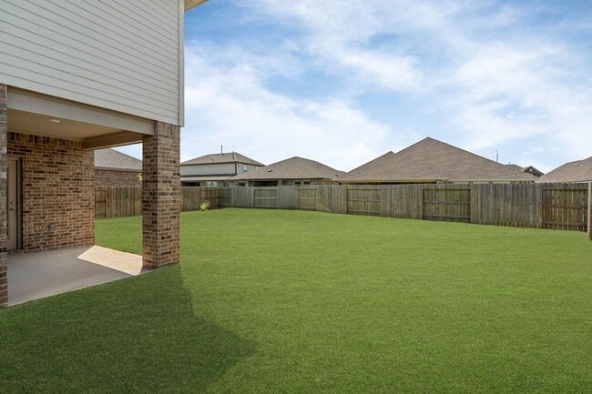 Building Photo - 409 Aurora Creek Ln